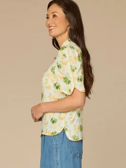 Above Elbow Puff Sleeve Scallop Collar Button Down Printed Woven Top