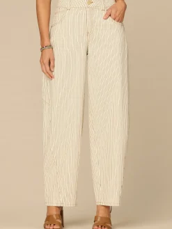 “Ab”solution® High Rise Side Panel Snap Hem Petite Barrel Leg Jeans