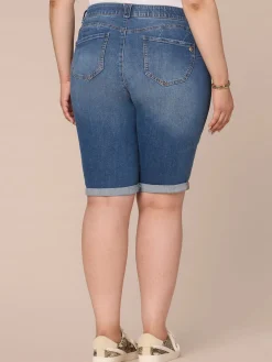 "Ab"solution Mid-Rise Bermuda Plus Size Shorts with Angled Dart Seams
