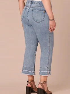 "Ab"solution® Mid-Rise Double Scallop Hem Plus Size Kick Flare Jean