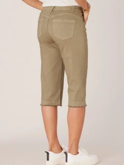 "Ab"solution Petite Mid-Rise Skimmer Pant
