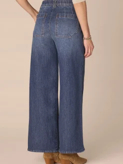 “Ab”solution® Skyrise Blue Tulip Hem Wide Leg Petite Jeans