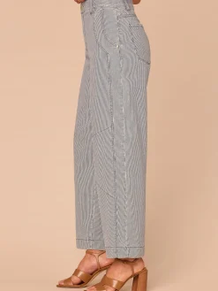 “Ab”solution® Skyrise Dart Panel Relaxed Barrel Leg Jean with Snap Hem