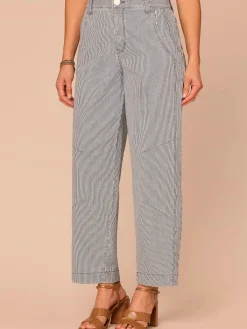 “Ab”solution® Skyrise Dart Panel Relaxed Barrel Leg Jean with Snap Hem