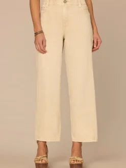 "Ab"solution® Skyrise Relaxed Straight Leg Petite Jeans with Seaming