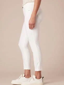 "Ab"solution® White Petite Ankle Skimmer