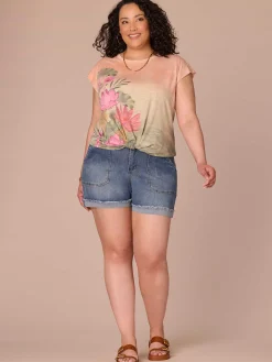 Extended Cap Sleeve Scoop Neck Knot Hem Printed Plus Size Knit Top