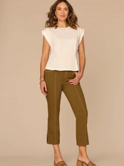 Extended Sleeve Embroidered Scoop Neck Pleated Peplum Knit Top
