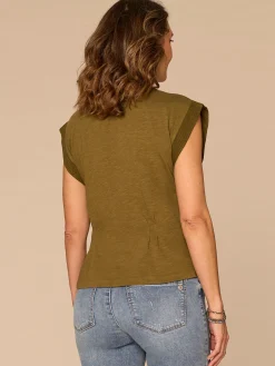 Extended Sleeve Scoop Neck Peplum Hem Embroidered Knit Top