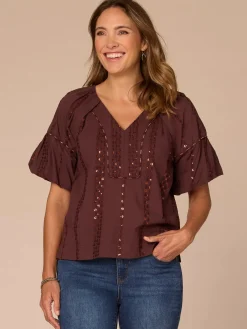 Short Bubble Sleeve Spliced V-Neck Embroidered Woven Top