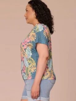 Short Dolman Sleeve Scallop Scoop Neck Printed Plus Size Knit Top