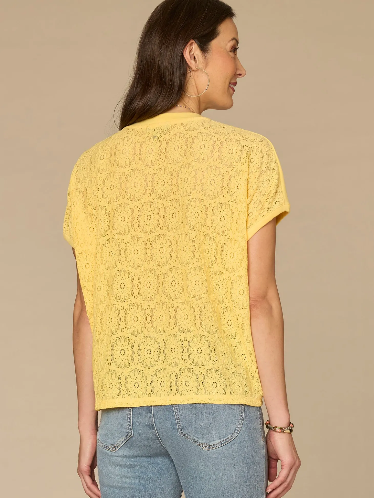 Short Sleeve Scoop Neck Hi-Low Hem Mixed Media Knit Top with Lace Back