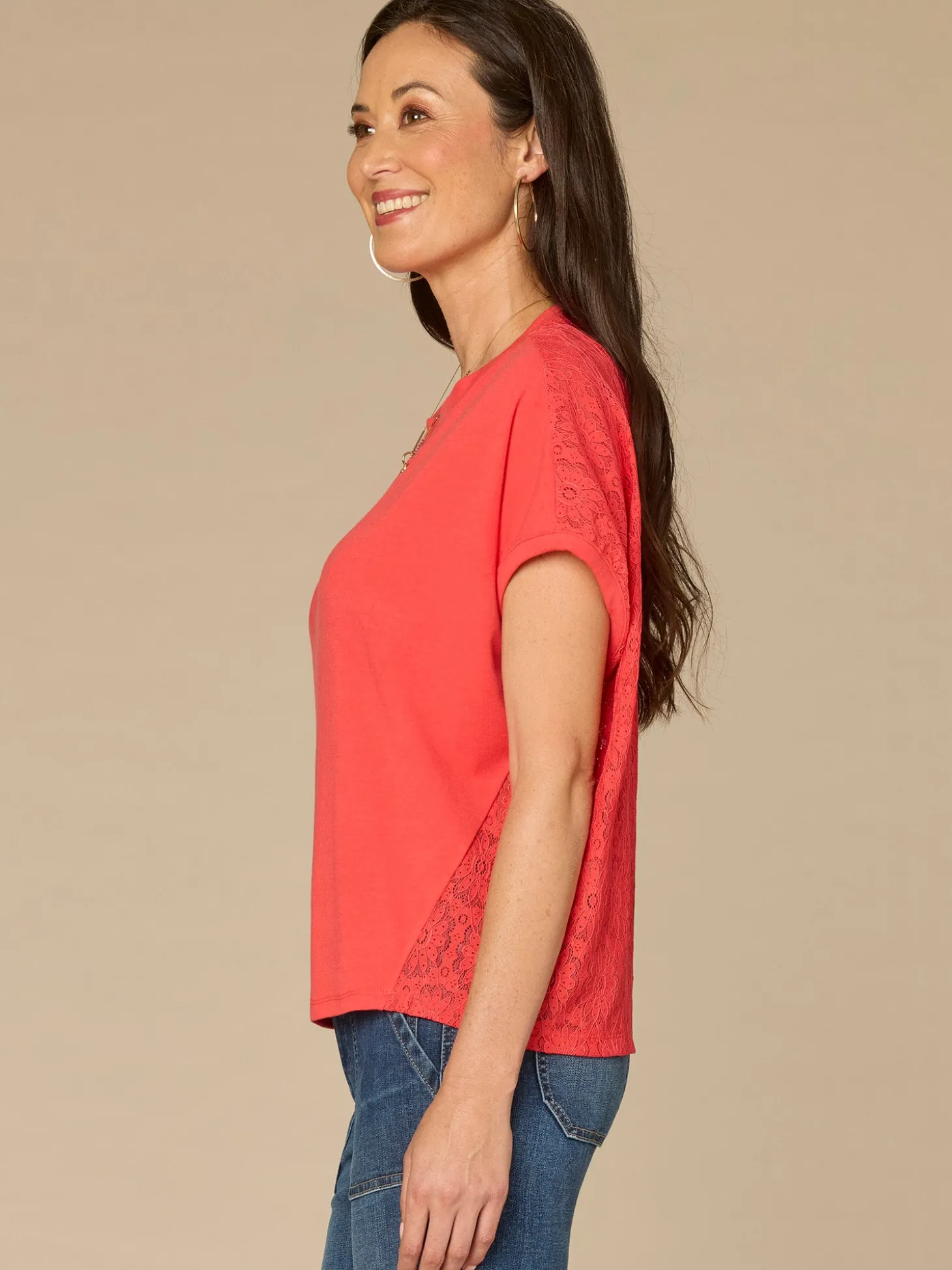 Short Sleeve Scoop Neck Hi-Low Hem Mixed Media Knit Top with Lace Back