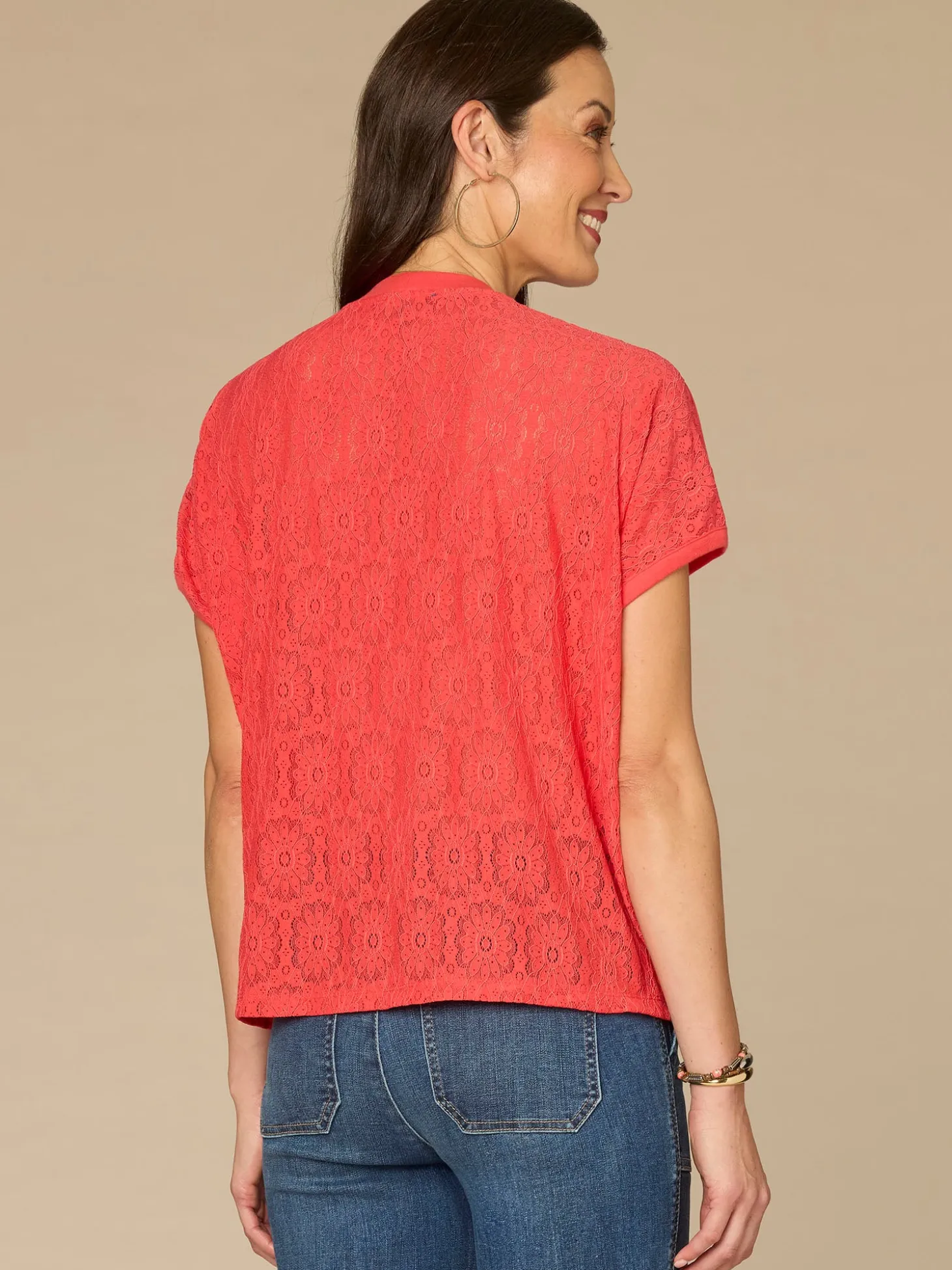 Short Sleeve Scoop Neck Hi-Low Hem Mixed Media Knit Top with Lace Back