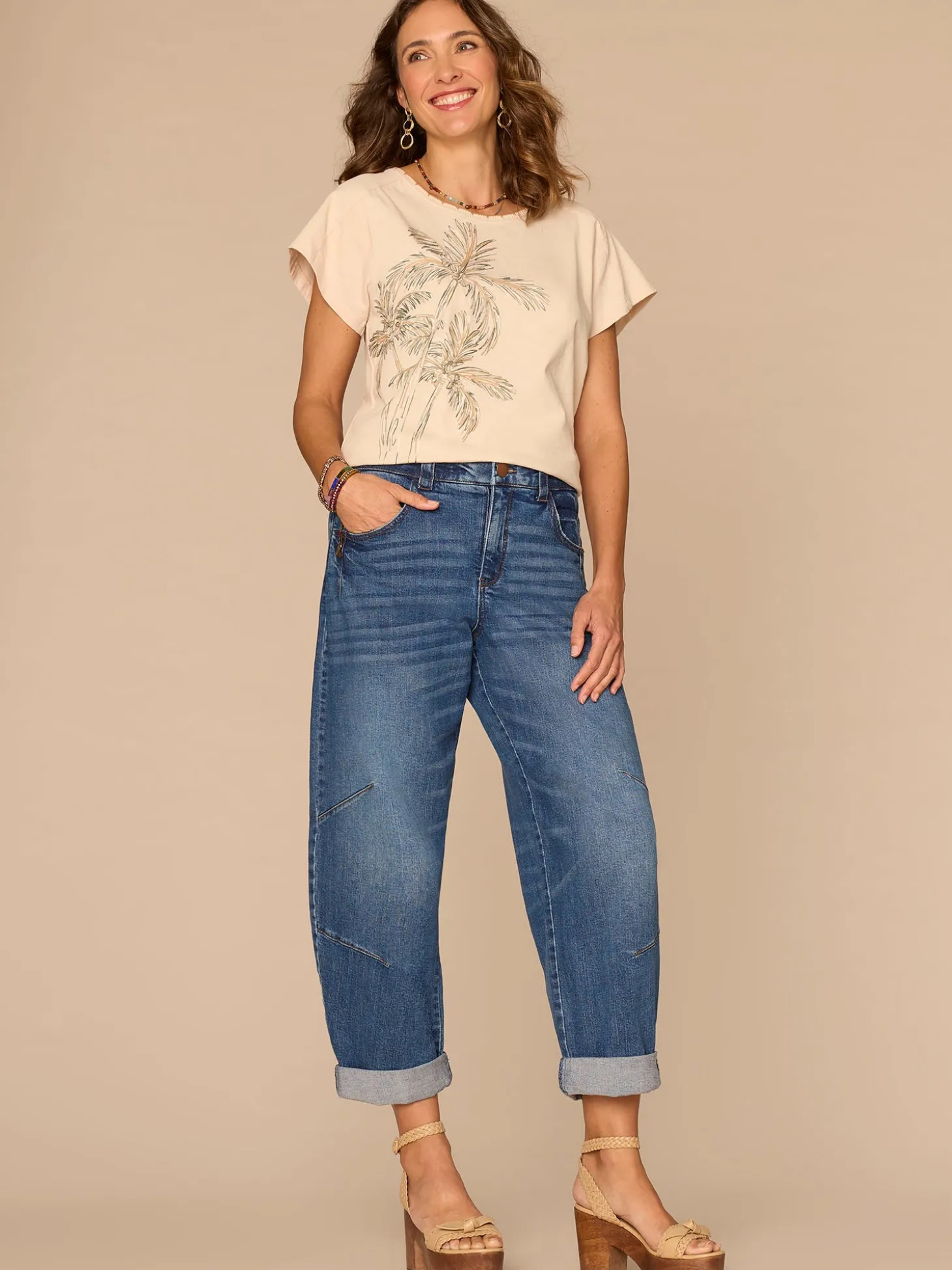 Short Sleeve Scoop Neck Palm Tree Embroidered Knit Boyfriend Tee