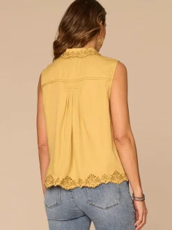 Sleeveless Collared Scallop Embroidered Half Placket Petite Woven Top