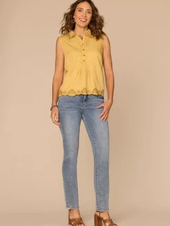 Sleeveless Collared Scallop Embroidered Detail Half Placket Woven Top