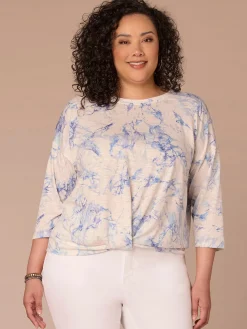 Three Quarter Sleeve Scoop Neck Twist Hem Printed Plus Size Knit Top
